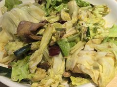 -关东小磨东北菜(上海长风大悦城店)