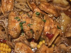 -多嘴超级肉蟹煲(万达店)
