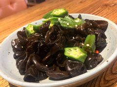 秋葵拌木耳-青年公社烤鸭(青年路店)