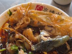 -忘情水鱼头·鲜鱼火锅(滨江中路店)
