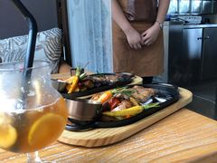 铁板火焰牛扒-候鸟等风来·精致西厨(万科第五城店)