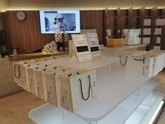 -银座仁志川·生吐司专门店(香港广场店)