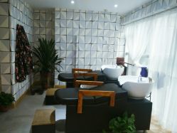 -明洞造型精品烫染