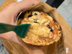 大蘑菇头形清新蓝莓麦芬-星巴克(成都机场T2店)