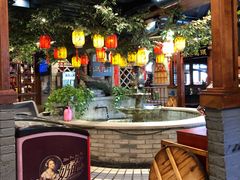-万里闯关东铁锅炖菜馆(高新旗舰店)
