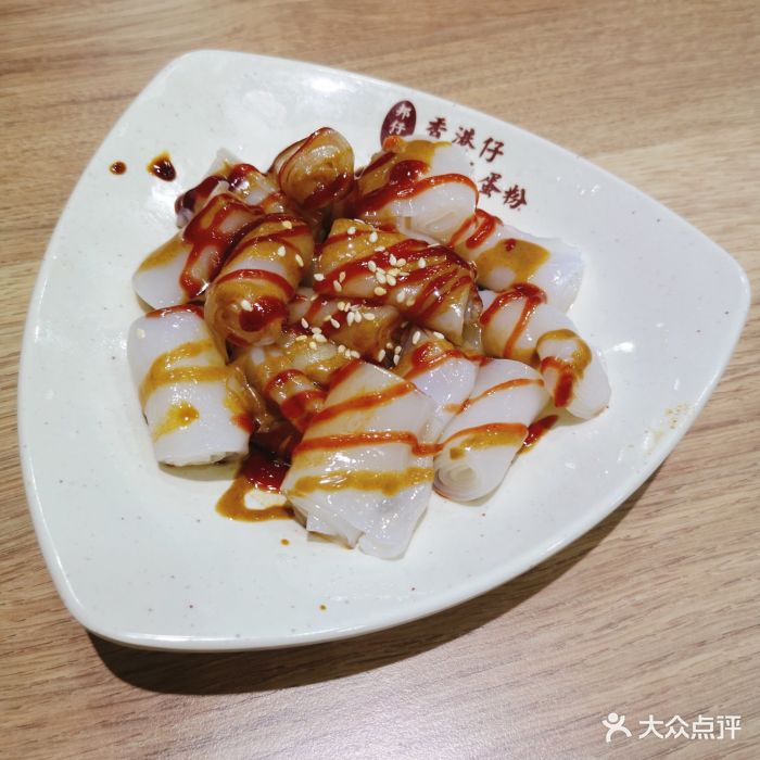 邦仔记香港仔鱼蛋粉混酱肠粉图片