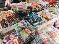 零售区-CITY MART城市集市·里弄(北外滩来福士广场店)