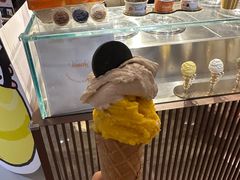 -Venchi (Chocolate & Gelato)