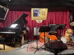 -东岸Cafe 爵士俱乐部