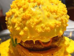 瀑布芝士牛肉汉堡-Let'sBURGERplus·非常创意汉堡(三里屯店)
