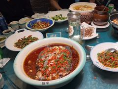 -呷湘厨·鱼汤捞饭·剁椒鱼头·辣椒炒肉(国家会展中心店)