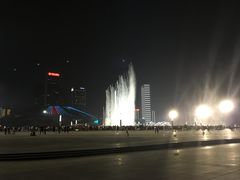 -东港音乐喷泉广场