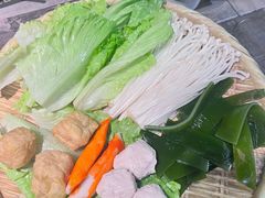 -鸣牌鸡煲(大岭山店)