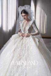 -Renee芮亦婚纱
