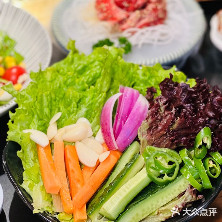 爱，就是一起吃肉！现在知道我多爱你了吧！