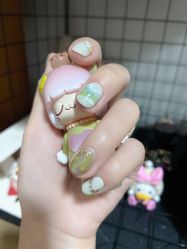 -九画美甲