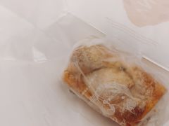 丹麦红豆吐司-罗森尼娜(德思勤店)
