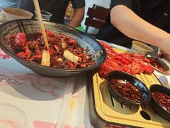 -肥肥虾庄·金牌油焖大虾(杨园滨江时代walk店)