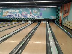 -极限PLAY运动娱乐新世界·团建派对潮玩休闲馆·室内蹦极高空游乐园