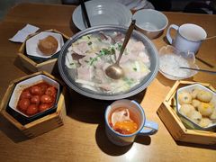 -蜜桃餐厅·伴山(海岸城店)
