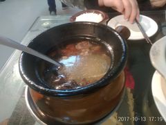 -民间瓦缸煨汤館(嵩山路店)