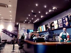 -星巴克(重庆火车北站北广场II店)