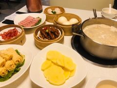 -煲王粤菜餐厅(中侨中心店)