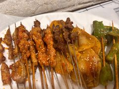 -狮龙啤酒烧烤屋(建二路店)