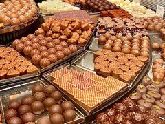 -Laderach 莱德拉(上海环贸iapm店)