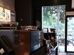 -星巴克(杭州湖滨银泰E区店)