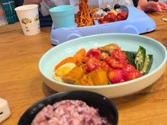-汽车博物馆主题餐厅