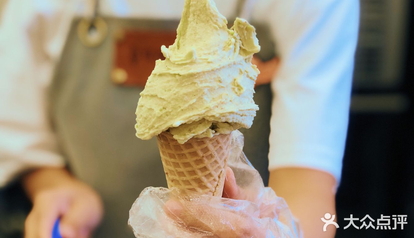 在宇宙中心DIY冰淇淋🍦二锅头味超好吃[调皮][调皮][调皮]