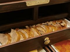 -湖庭壹品鸭王·传统北京烤鸭·别墅私房菜·庭院宵夜(江宁店)