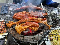 肥瘦相间-韩风烤牛肉冷面店
