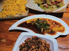 -滇香肴·云南菜蒸汽石锅鱼(云南北路店)