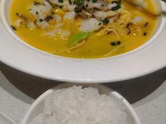 黄金酸汤鱼-小六汤包(万和城店)