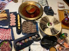 -新哥老官·畅吃123·美蛙世界(苏宁广场店)