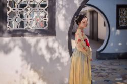 -汉仪华裳汉服馆(打浦桥店)