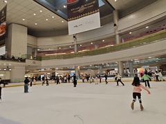 -冰纷万象滑冰场(深圳万象城店)