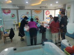 -爱婴室(上海大华路店)