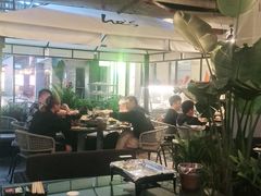 大堂-何师烧烤·香辣蟹·川菜·30年老品牌(太古里旗舰店)