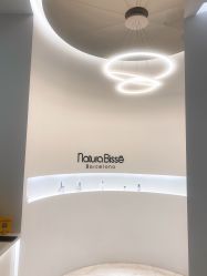 -微笑雨嘉造型护肤