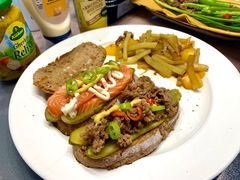 -执茶识麦(万达华府店)