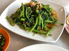 -大树下海鲜饭店