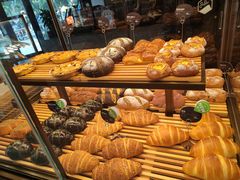 -原麦山丘(凯德MALL·大峡谷店)