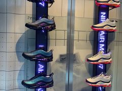 -NIKE品牌体验店(南京东路店)