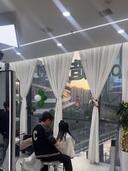 -U·NI SALON 造型