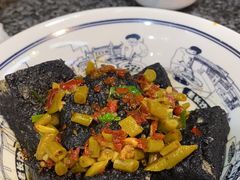 -黑白电视长沙小吃(美林M·LIVE天地东座店)