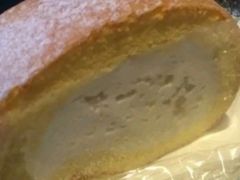 圣诞瑞士卷-星巴克臻选(深圳万象天地旗舰店)