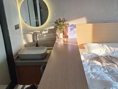 -闲隅江景艺术酒店(解放碑洪崖洞总店)